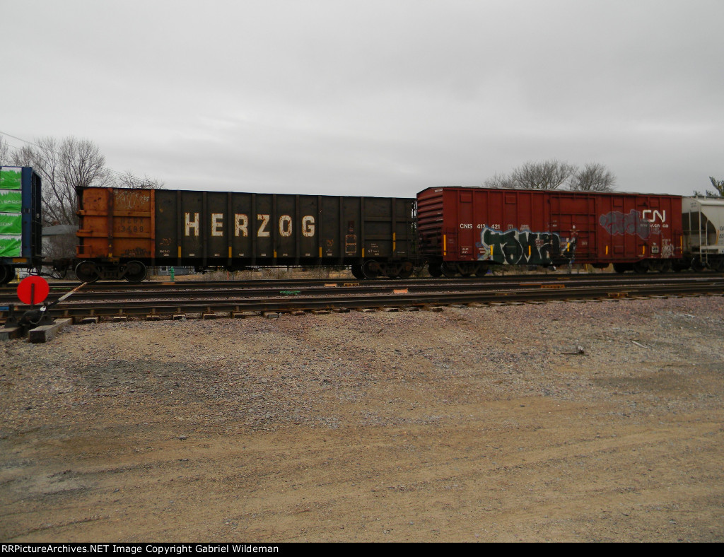 HZGX 3466 & CNIS 413421 are both new to RRPA!